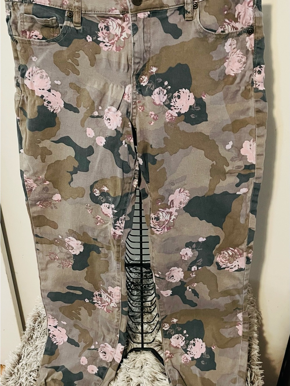 Women’s Floral Camo Stretch Pants - Pink & Olive